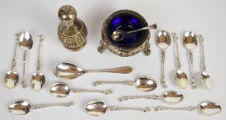 Victorian hallmarked silver salt with blue glass liner, raised on three feet, London 1869, maker