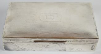 Art Deco hallmarked silver cigarette case with engine turned decoration to lid, Birmingham 1937,