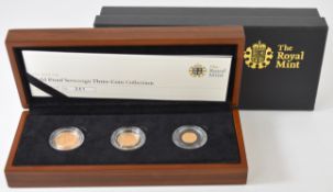 Royal Mint cased limited edition (341/700) three coin proof 2012 Elizabeth II set comprising one