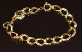 A 9ct gold bracelet made up of double links (damaged), 3g, 19.5cm
