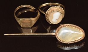 A 9ct gold cameo ring, 9ct gold signet ring (5.5g, damaged) and 9ct gold stick pin set with mother