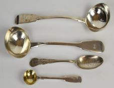 Pair of Victorian hallmarked silver fiddle pattern sauce ladles, length 18cm, together with a