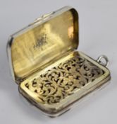 Large Samuel Pemberton Georgian hallmarked silver viniagrette with reeded decoration and pierced and