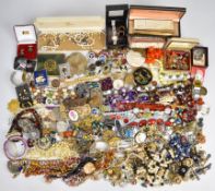 A collection of jewellery including vintage brooches, two pairs of Monet earrings, Monet brooch,