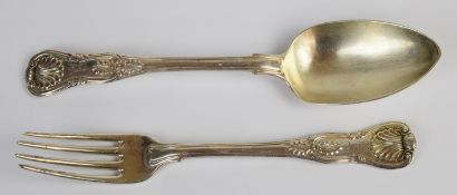 Georgian hallmarked silver King's pattern table spoon and fork, the spoon London 1828, maker