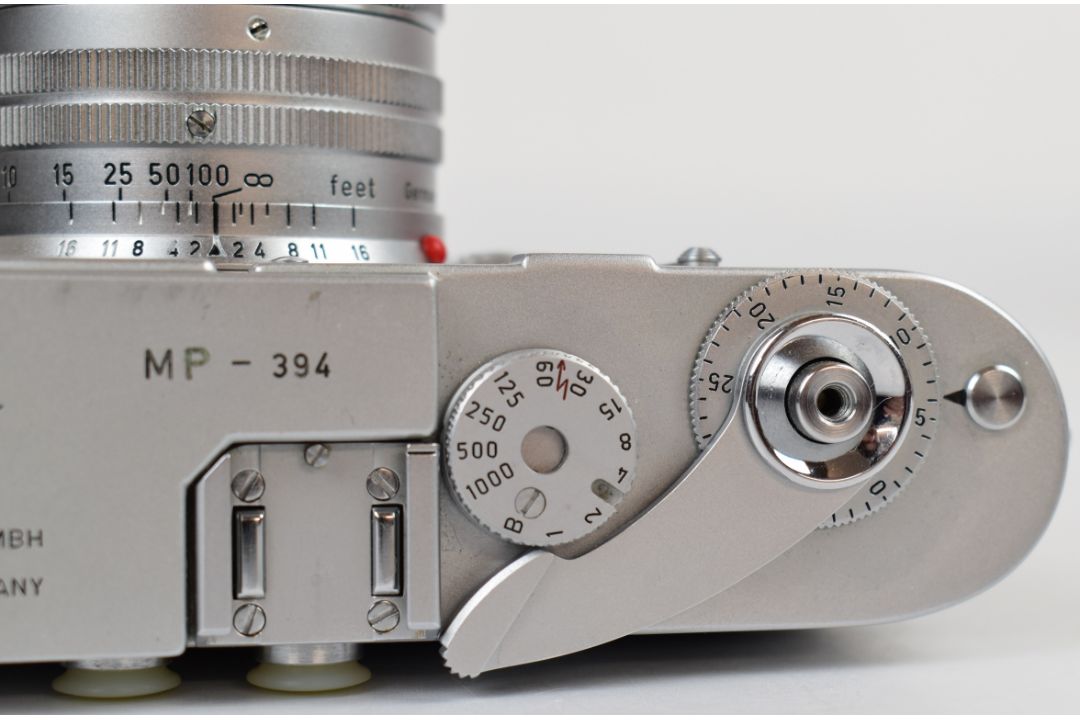 Leica MP 35mm rangefinder camera with chrome body, serial number 394, circa 1957, with Leicavit - Image 11 of 24