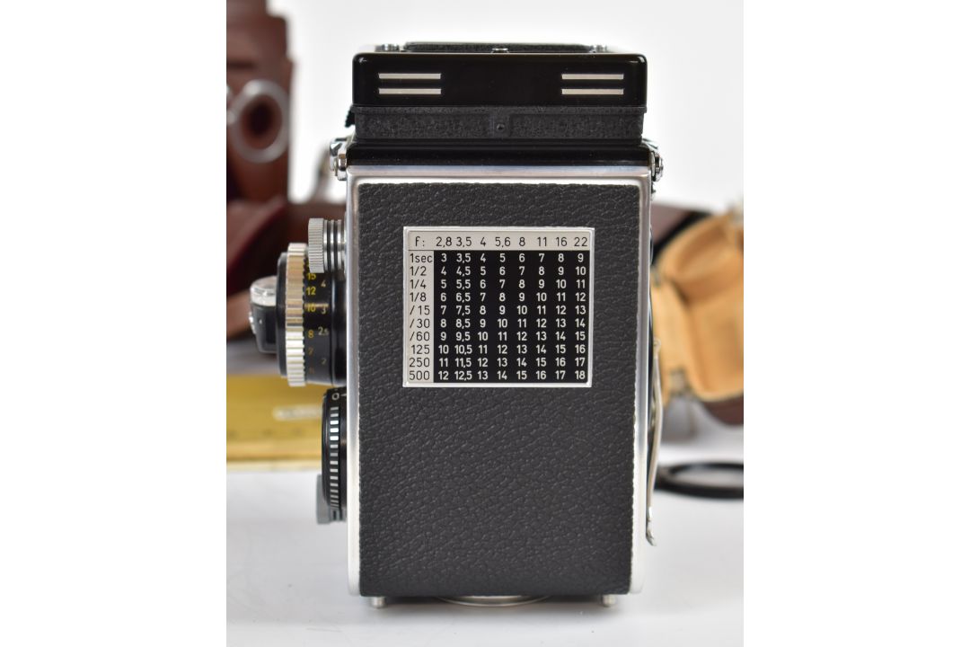 Rolleiflex 2.8F K7F2 TLR camera, serial number 2.8F 2455471, with Zeiss Planar 1:2.8 f=80m lens, - Image 4 of 17