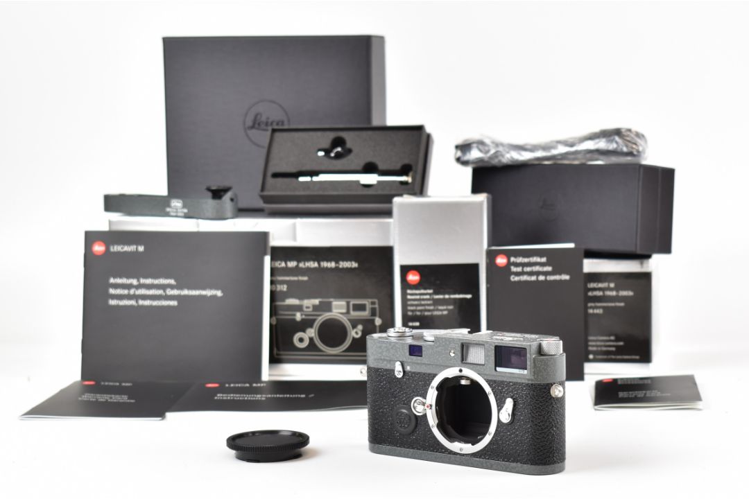 Leica MP LHSA 1968-2003 35mm rangefinder camera body with grey hammertone body, serial number MP- - Image 1 of 20