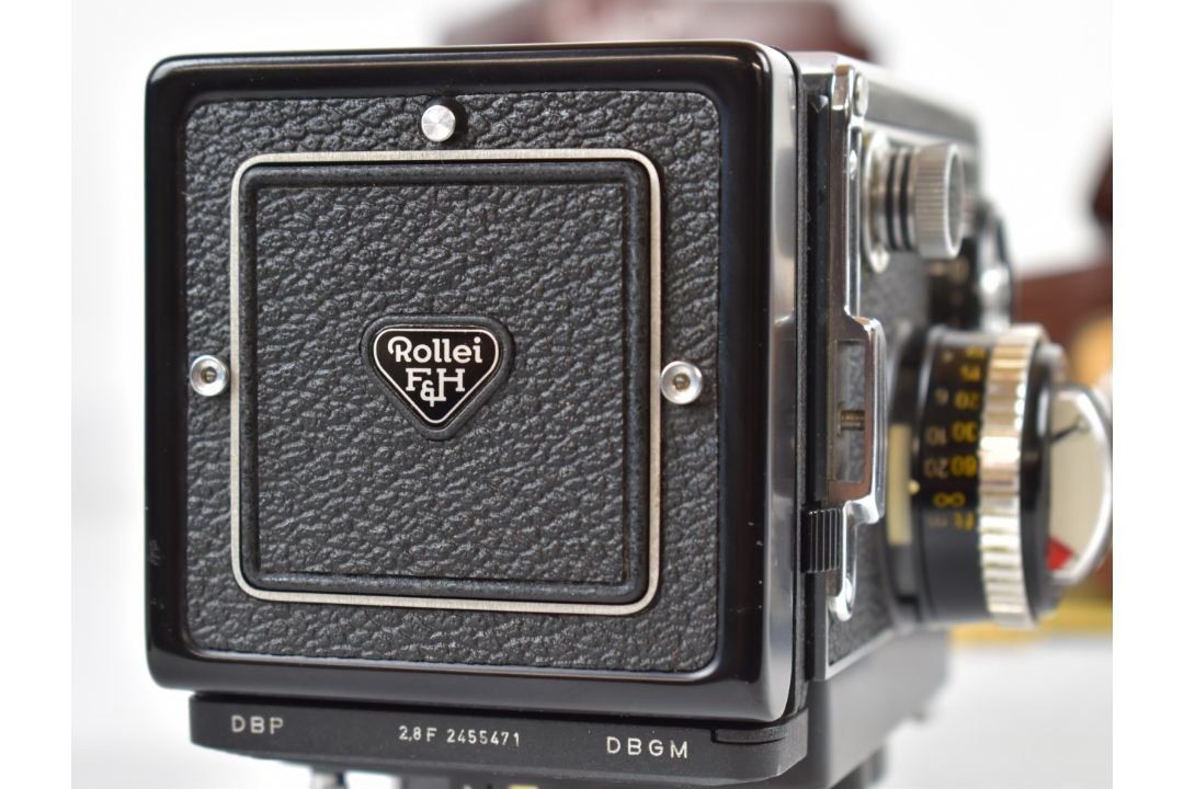 Rolleiflex 2.8F K7F2 TLR camera, serial number 2.8F 2455471, with Zeiss Planar 1:2.8 f=80m lens, - Image 7 of 17