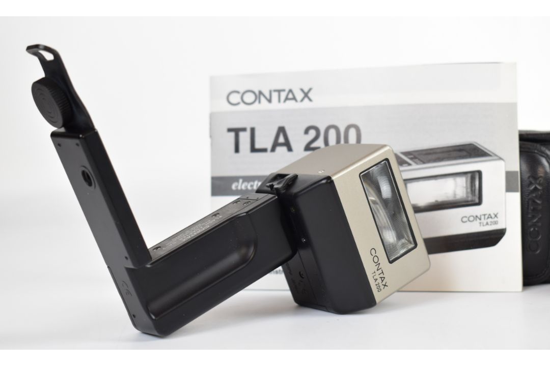 Contax T3 compact titanium 35mm rangefinder camera, serial number 023270, with Zeiss Sonnar 2.8/35T* - Image 12 of 15