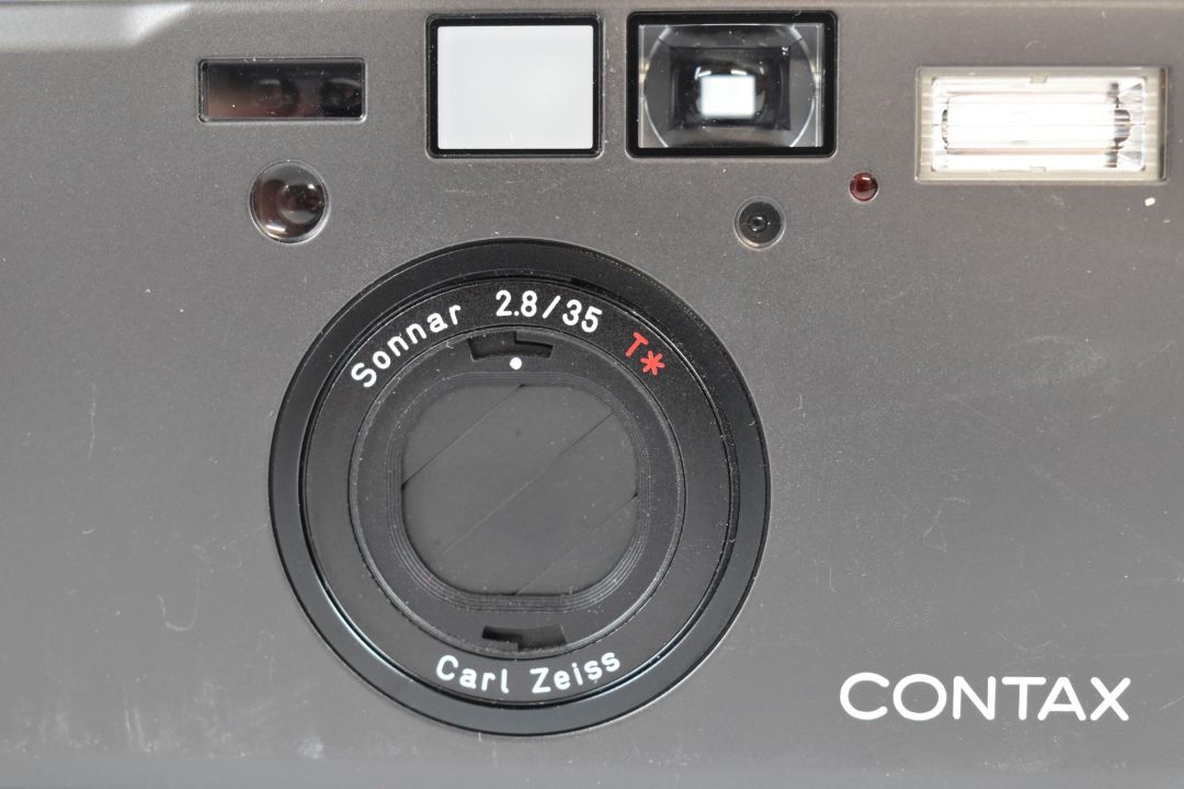 Contax T3 compact titanium 35mm rangefinder camera, serial number 021843, with Zeiss Sonnar 2.8/35T* - Image 8 of 13