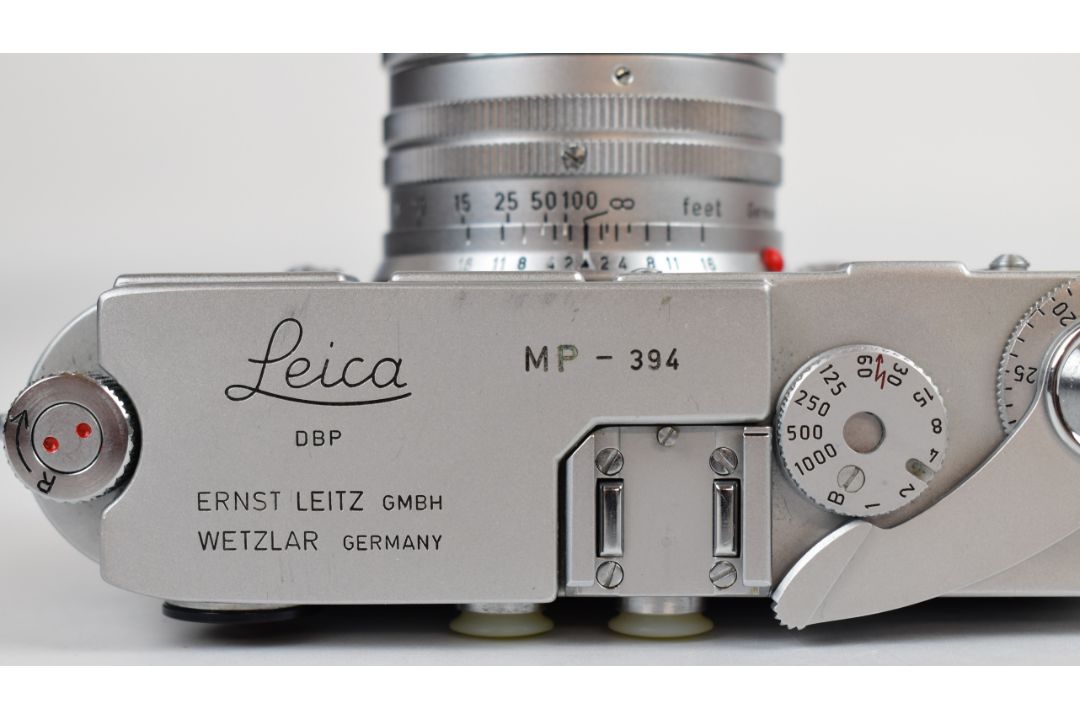 Leica MP 35mm rangefinder camera with chrome body, serial number 394, circa 1957, with Leicavit - Image 12 of 24
