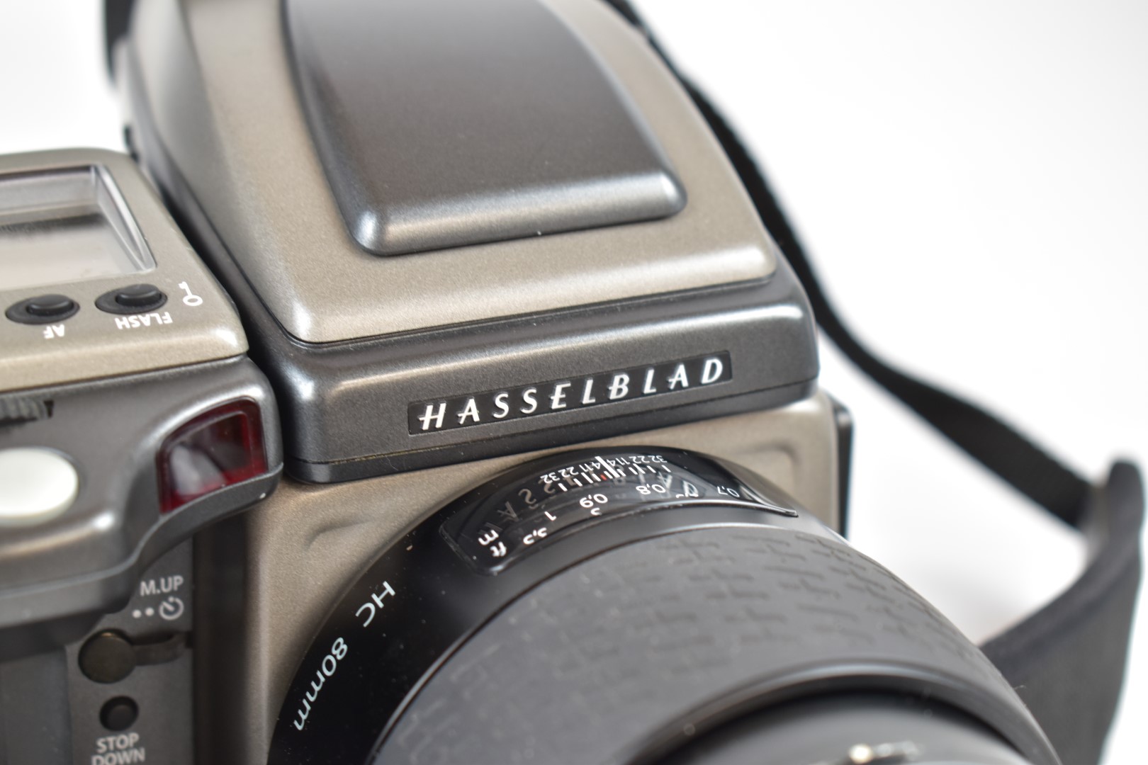 Hasselblad H1 medium format style camera, serial number 70SP11971, circa 2003, with 2.8/80 lens, - Image 10 of 27