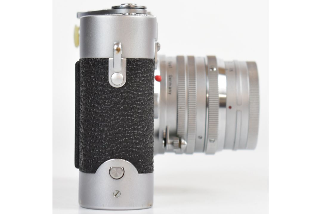 Leica MP 35mm rangefinder camera with chrome body, serial number 394, circa 1957, with Leicavit - Image 3 of 24