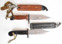 Russian Dragunov wire cutter bayonet with 15cm blade and scabbard, together with an Avtomat