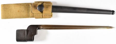 British No4 MK1 cruciform spike bayonet with 19cm blade, scabbard and frog. PLEASE NOTE:- Before