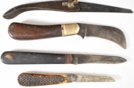 Saynor, Cooke & Ridal pruning knife with horn or similar grips and 9cm curved blade. PLEASE NOTE:-