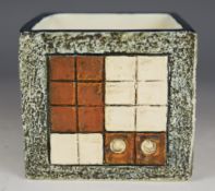 Troika mid-century modern cube vase signed Leslie Jinks, H8.5cm