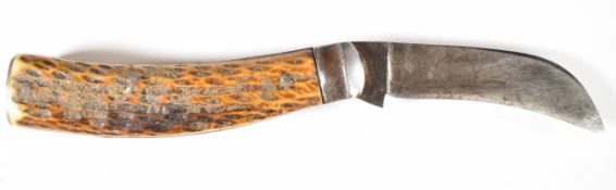 Saynor Cooke & Ridal pruning knife with horn or similar grips and 8cm blade. PLEASE NOTE:- Before