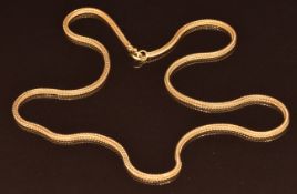 A 9ct gold necklace, 8.8g, 48cm