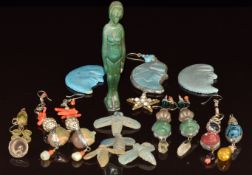 Jewellery made by Kit Williams and strung by Veronica / Ronnie Robertson who was in a relationship