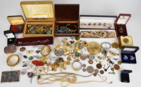 A collection of jewellery including paste necklace, vintage earrings and brooches including silver
