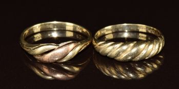 Two 9ct gold rings, 3.7g, size O