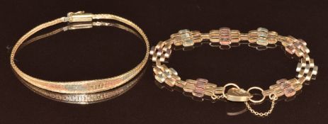 A 9ct gold tri-coloured bracelet and a 9ct gold tri-coloured gate bracelet with heart padlock clasp,