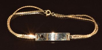 A 10K gold bracelet with pierced star design, 3.9g, 17cm