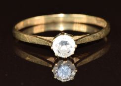A 9ct gold ring set with cubic zirconia, 1.2g, size R