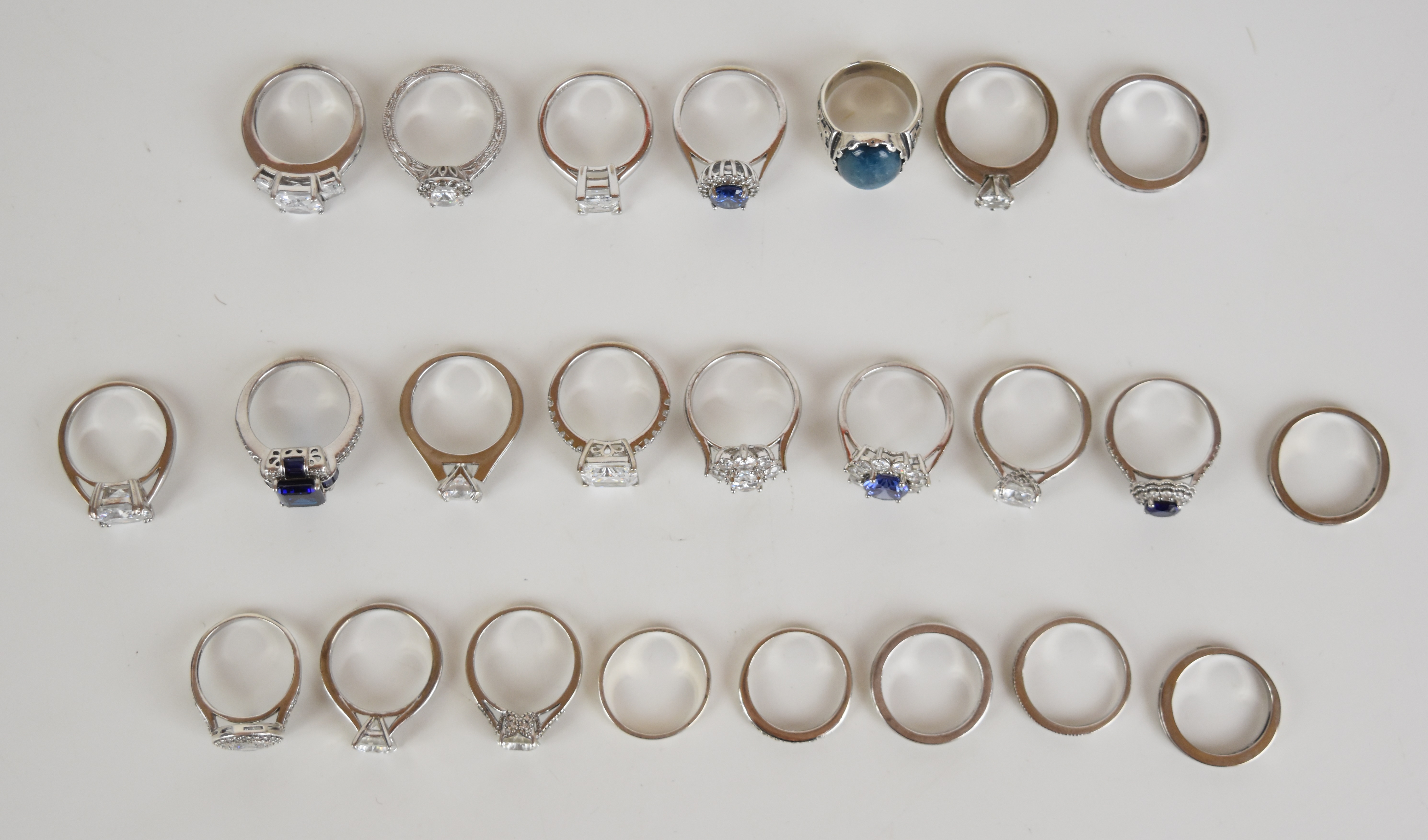 Twenty four silver rings set with cubic zirconia, 96g - Image 2 of 8