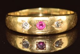 Victorian 18ct gold ring set with a synthetic ruby and diamonds, 2.9g, size R
