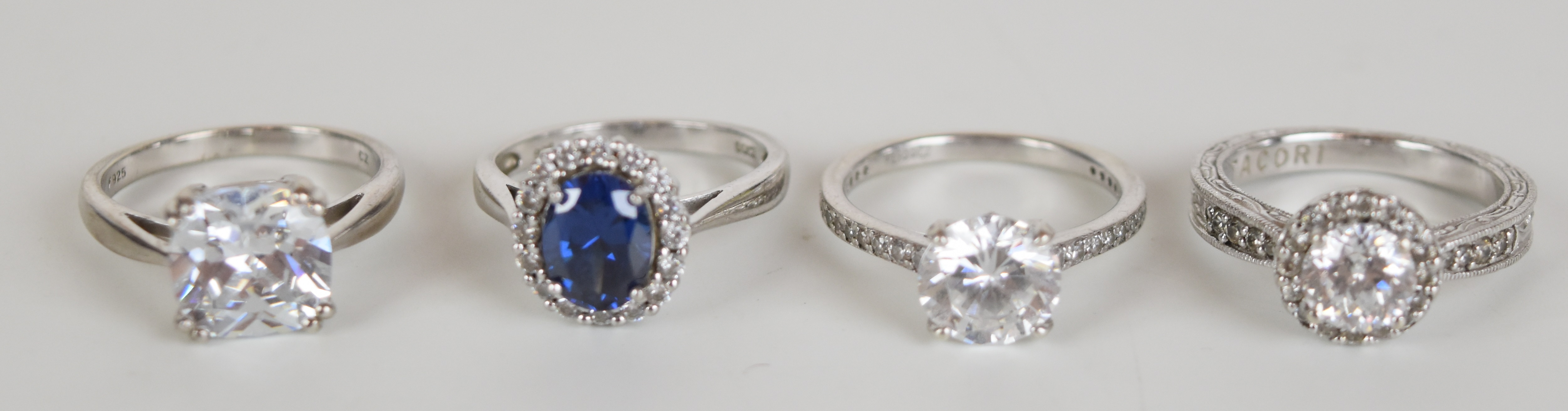 Twenty four silver rings set with cubic zirconia, 96g - Image 5 of 8