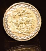 A 9ct gold ring set with a 1914 gold full sovereign, 15g, size T