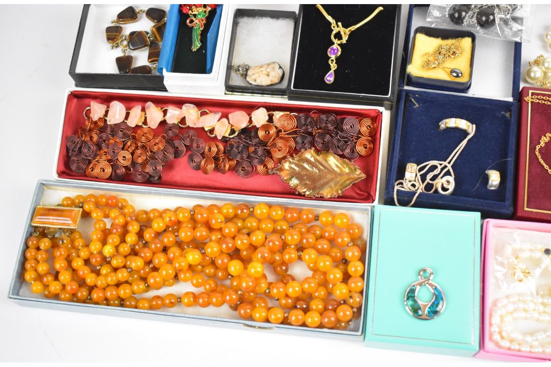 A collection of costume jewellery including beaded necklaces, pearl earrings, pheasant brooch, - Image 2 of 9