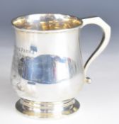 Edward VII hallmarked silver half pint tankard of plain baluster form, Birmingham 1936, maker