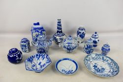 ANTIQUES & COLLECTABLES AUCTION