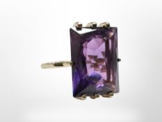 A yellow gold Alexandrite ring, size P.