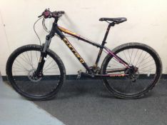 A Carrera Vulcan lady's bike,