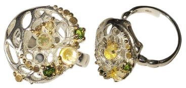 A Sterling silver ring set with Ethiopian opal