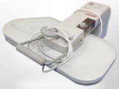 A Singer Magic steam press CSP-1