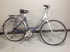 A Giant Expression bike,