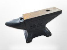 A 20kg anvil, length 35cm.