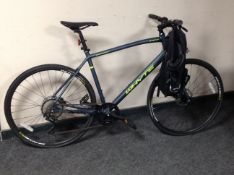 A Whyte Shoreditch R7 road bike, frame 22