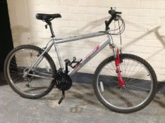 An Apollo XC.26 bike, frame 20