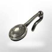 A rare silver napkin clip, Chester 1929.