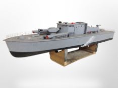 A remote control scale model of a destroyer, on stand, length 134cm.