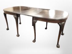 An early 20th century mahogany dining room suite : extending dining table with leaf, length 198 cm,