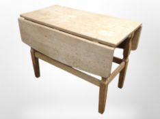 A 20th century Danish blond oak coffee table,