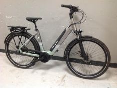 A Raleigh Centros electric bike, frame 22